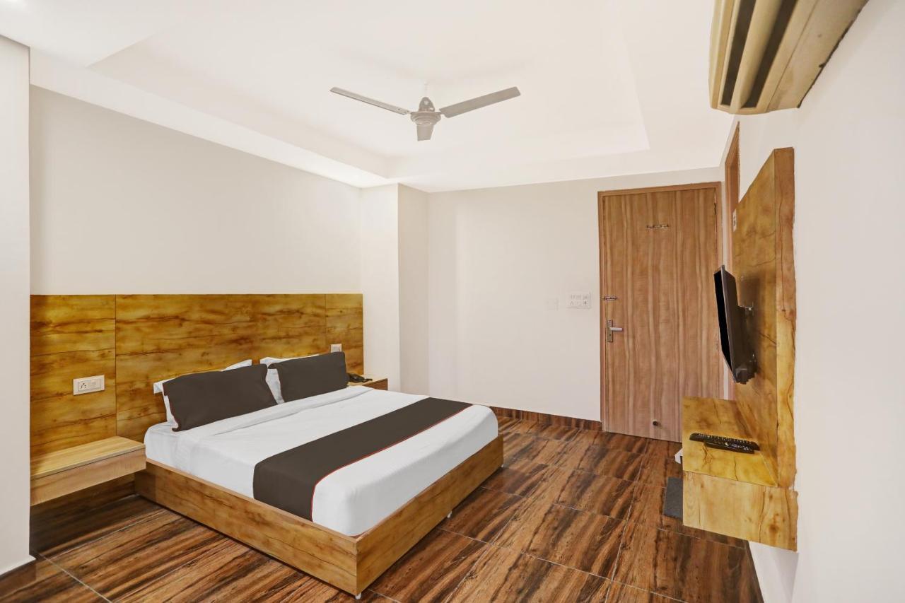 Oyo 81641 Collection O Hotel A1 Residency New Delhi Exterior photo